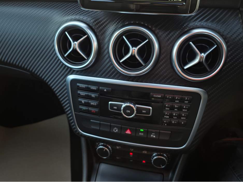 2014 Mercedes-Benz A Class A180 AMG INTERIOR HALF LEATHER SEATS / HI SPEC / SYSTEM LOW ROAD TAX BAND / SIMI DEALER