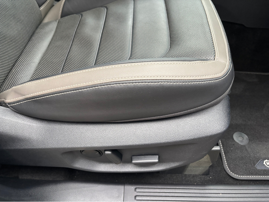 2024 Volkswagen Amarok AVENTURA V6 TDI 4M DC 4MOTION €61,900