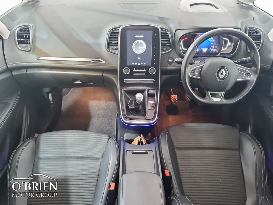 2019 Renault Scenic - image 2