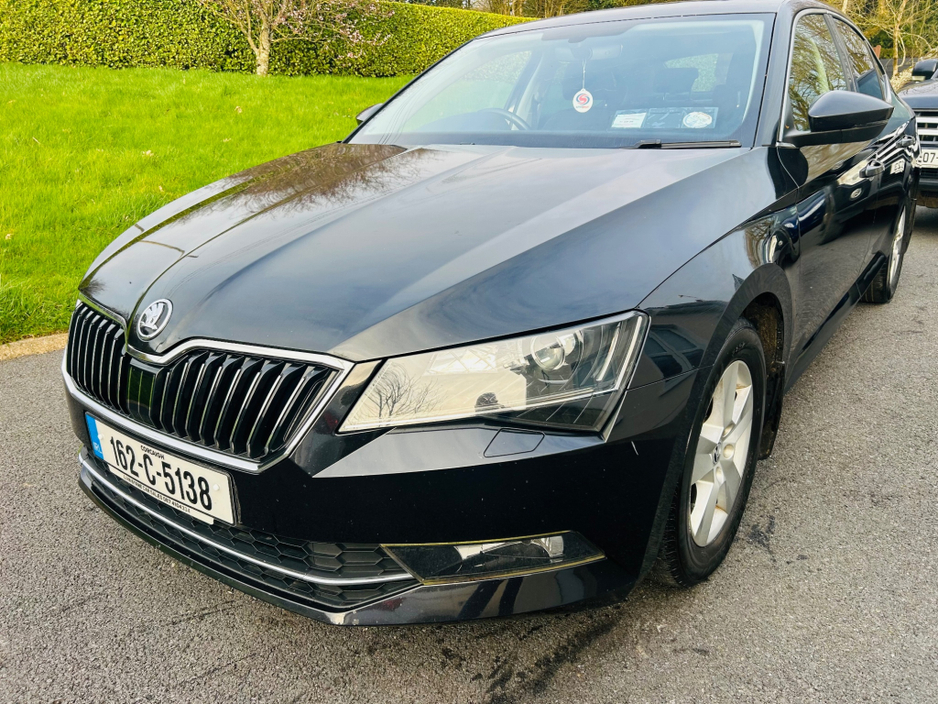 2016 Skoda Superb - image 13