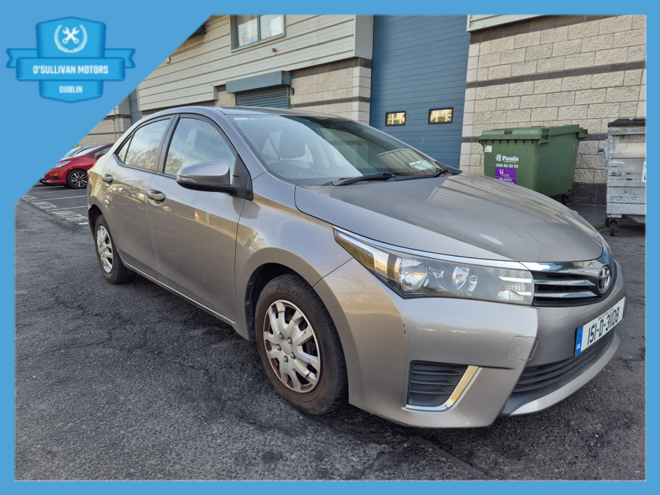 2015 Toyota Corolla - image 3