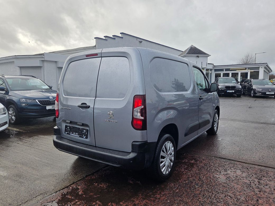 2021 Peugeot Partner BLUEHDI PROFESSIONAL PREMIUM L1 €11,950