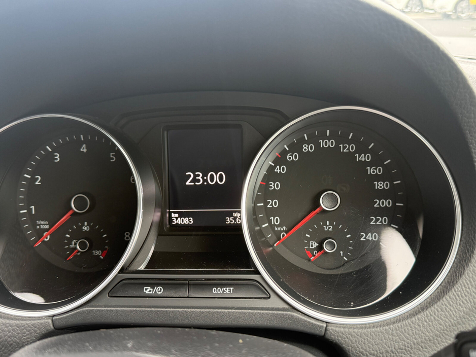 2015 Volkswagen Polo 1.2 TSI 3DR 90HP Comfortline + €11,390