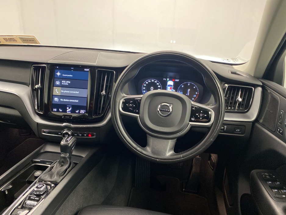 2020 Volvo XC60 - image 22