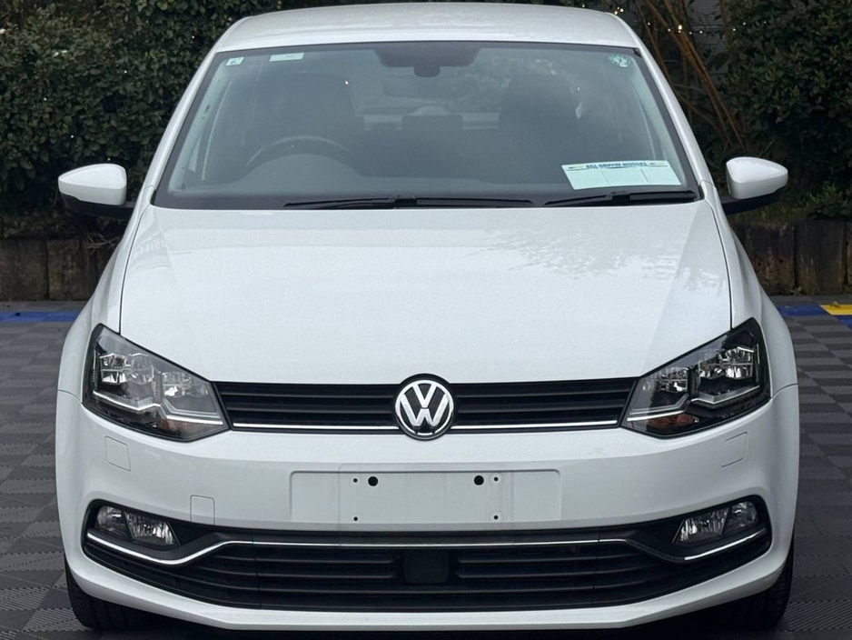 2017 Volkswagen Polo - image 14