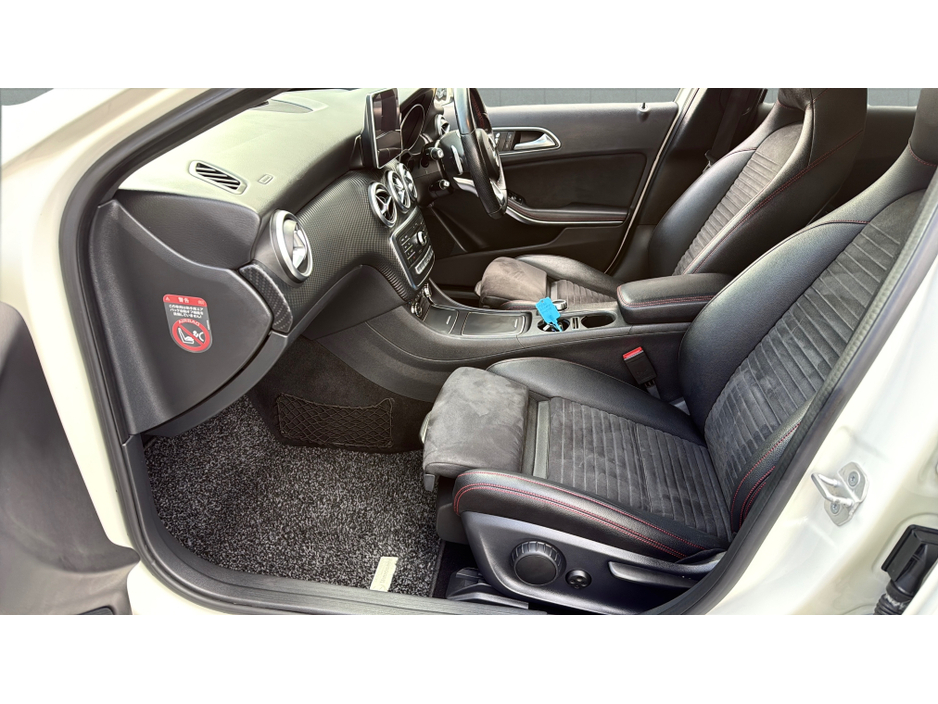 2016 Mercedes-Benz A Class - image 26