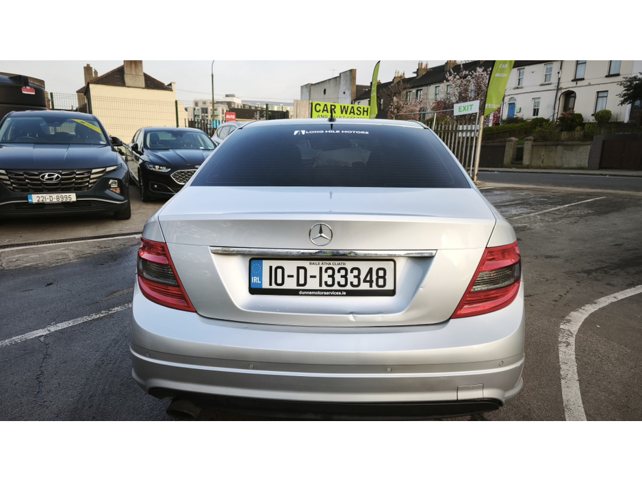 2010 Mercedes-Benz C Class - image 4