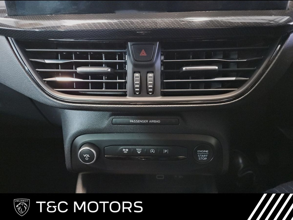 2023 Ford Focus - image 11