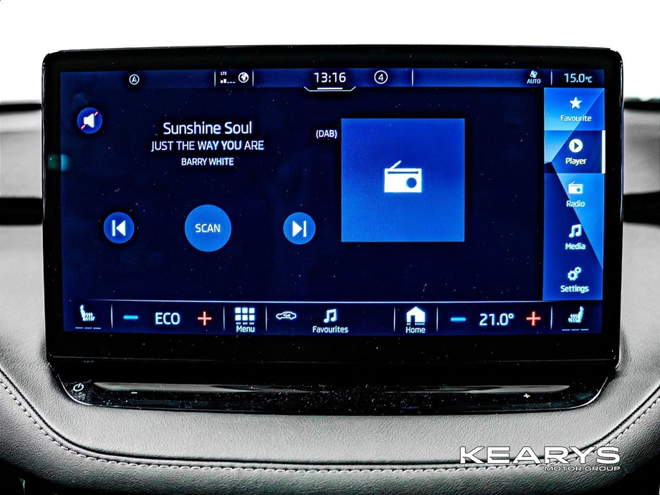 2022 Skoda Enyaq - image 12