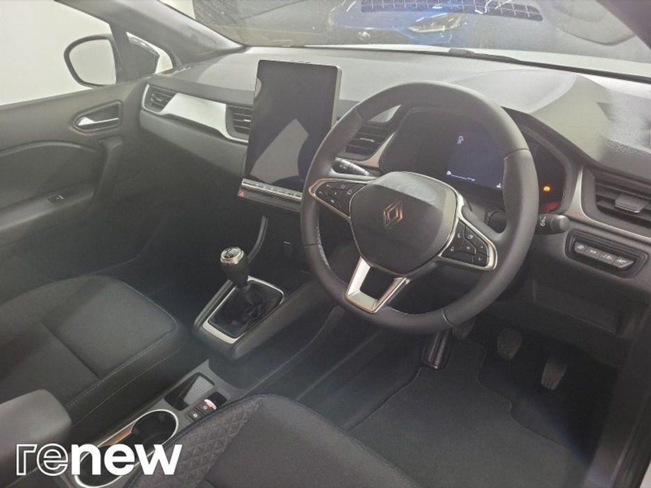 2026 Renault Captur - image 6