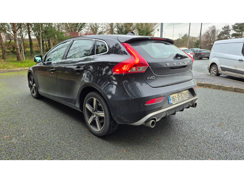 2016 Volvo V40 2.0 D2 R-DESIGN 120BHP 5DR 40 SERIES €8,250