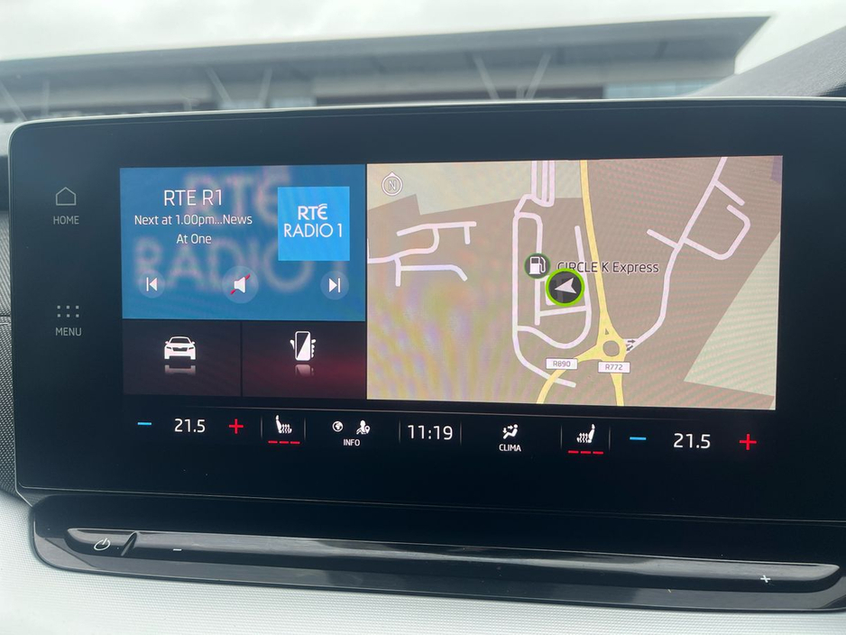 2023 Skoda Octavia - image 17