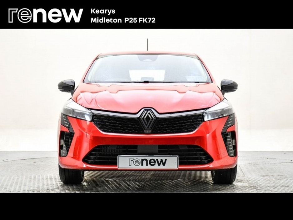 2025 Renault Clio - image 8