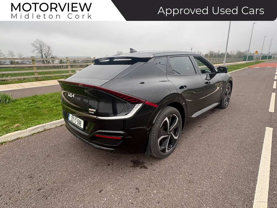 2022 Kia EV6 - image 3