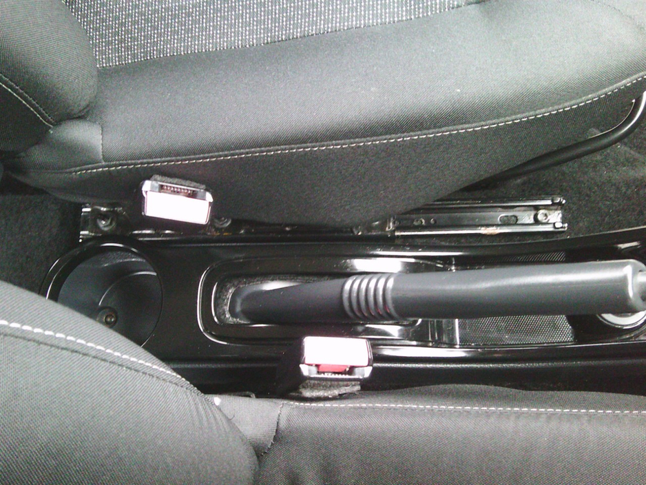 2014 Dacia Duster - image 8