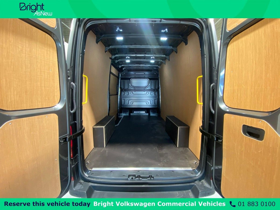 2026 Volkswagen Crafter - image 18