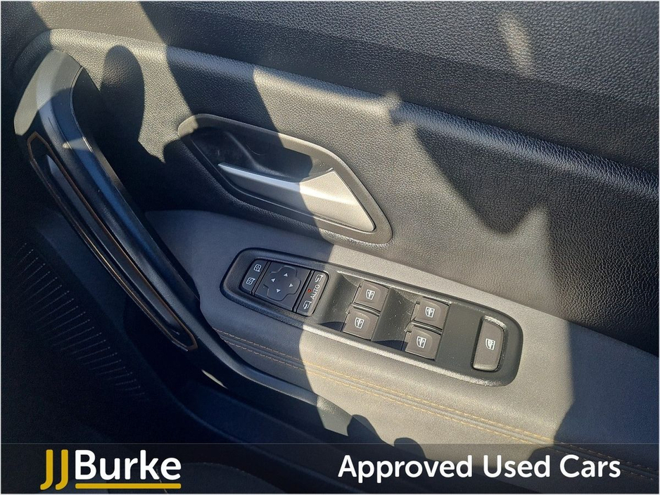 2023 Dacia Duster - image 19