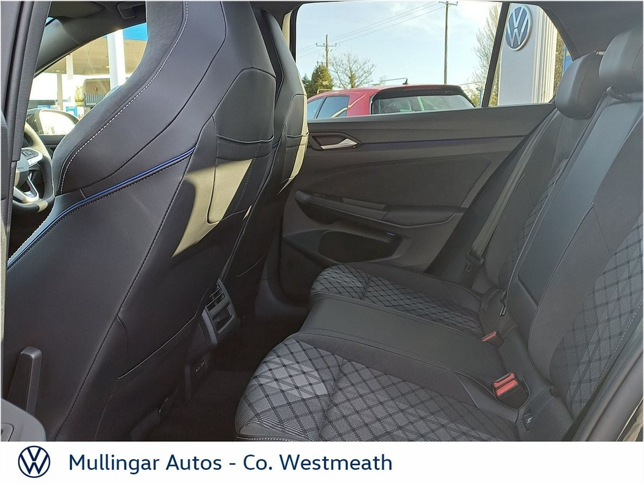 2026 Volkswagen Golf - image 7