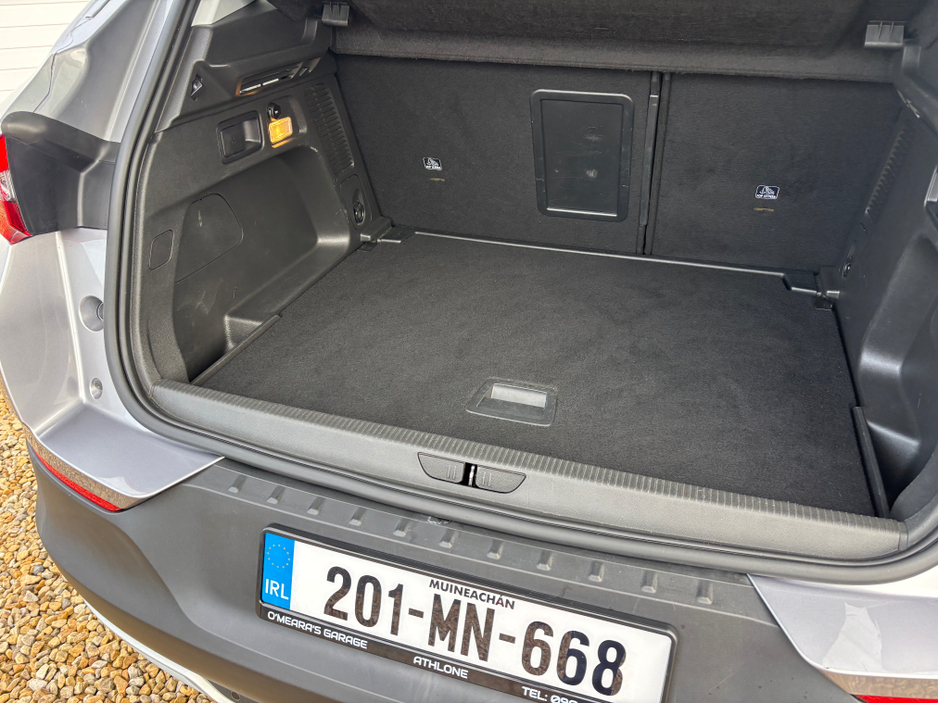 2020 Opel Grandland X - image 11