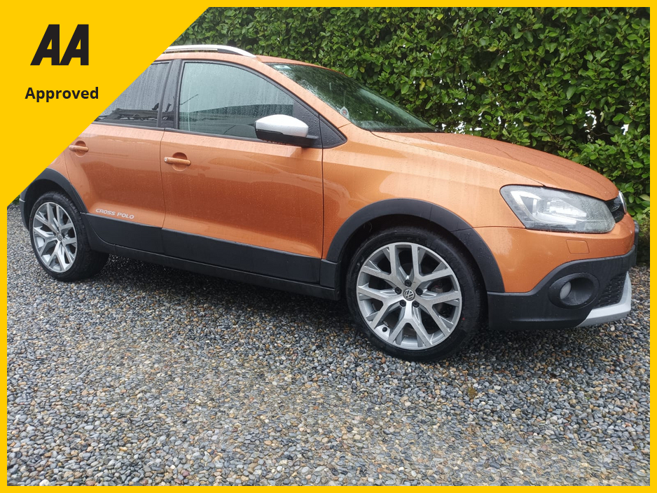 2017 Volkswagen Polo POLO CROSS 1.2 TSI AUTOMATIC SPORTS ALLOY WHEELS CRUISE CONTROL APPLE CAR PLAY & ANDROID AUTO MULTIFUNCTION STEERING WHEEL AUTO HEADLIGHTS FACTORY IMMOBILISER LEATHER STEERING WHEEL NCT & ROAD TAX €13,895