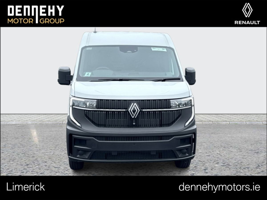2026 Renault Master - image 9