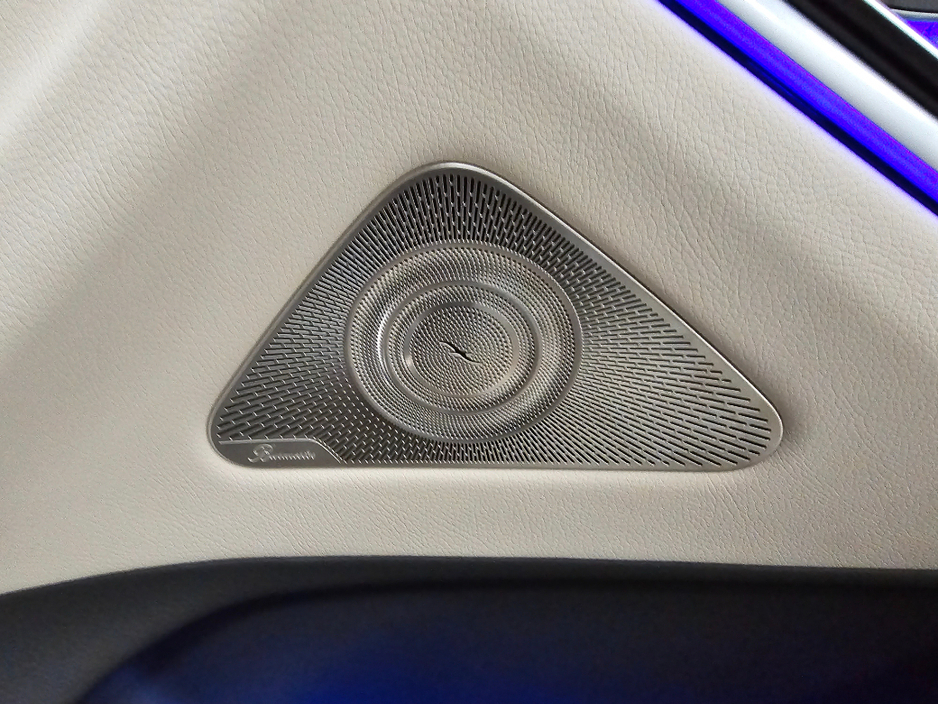 2025 Mercedes-Benz S Class - image 12