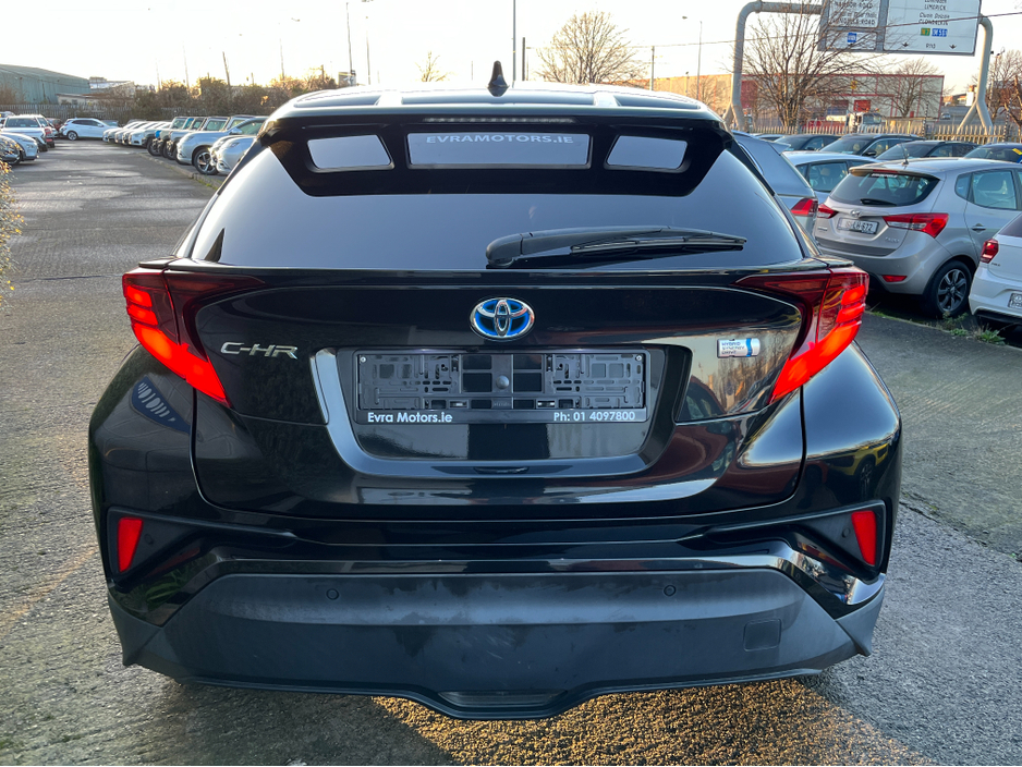 2020 Toyota C-HR SOL AUTOMATIC HYBRID 1.8 PETROL //LOW MILES//HIGH SPEC//HALF LEATHER SEATS//KEYLESS ENTRY//360 PARKING CAMERAS//ADAPTIVE CRUISE CONTROL// €22,950