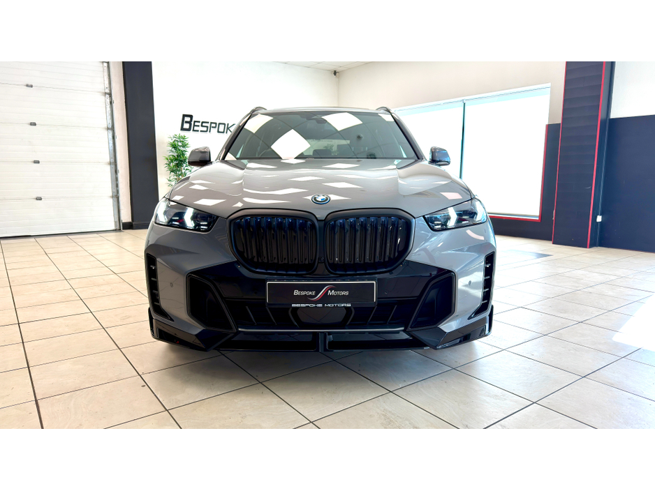 2024 BMW X5 - image 30