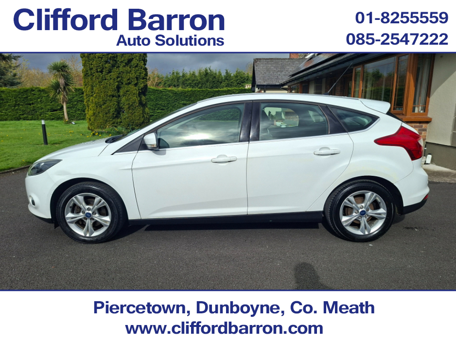 2012 Ford Focus - image 6