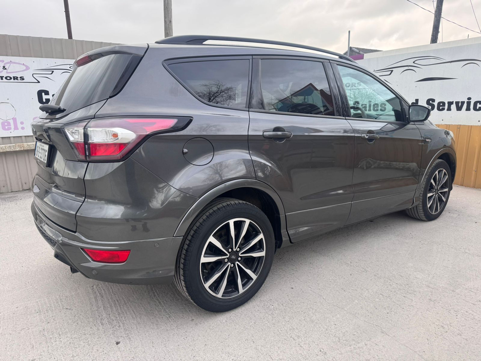 2018 Ford Kuga - image 13