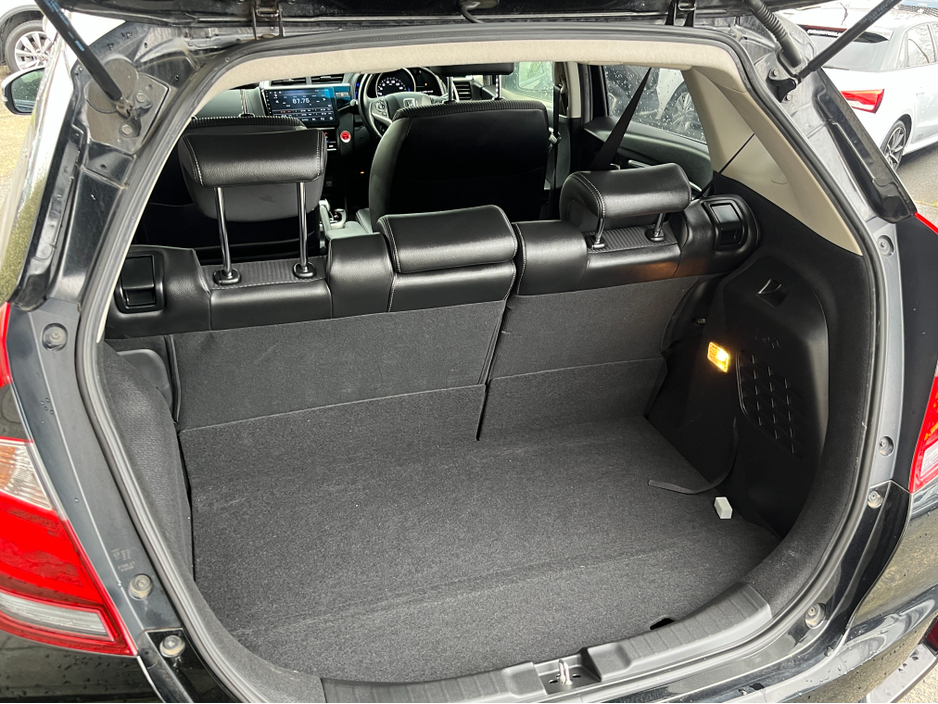 2018 Honda Fit AUTOMATIC HYBRID 1.5 PETROL //HALF LEATHER SEATS//REVERSE CAMERA//KEYLESS ENTRY//ADAPTIVE CRUISE CONTROL// €13,950