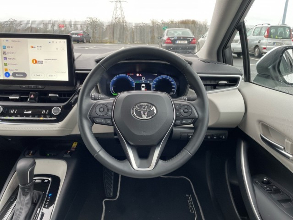 2024 Toyota Corolla Saloon - Top Spec SOL Edition - 1.8 Hybrid - Automatic - 1 Owner - 1 Free Service @ 45,000km // Remote Central Locking // Front Electric Windows // Rear Electric Windows // Electric Mirrors // Heated €33,699