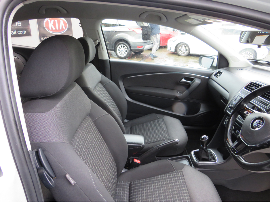 2014 Volkswagen Polo 1.4 TDI 3DR SPORTS IN WHITE   FRESH NCT 27 €5,750