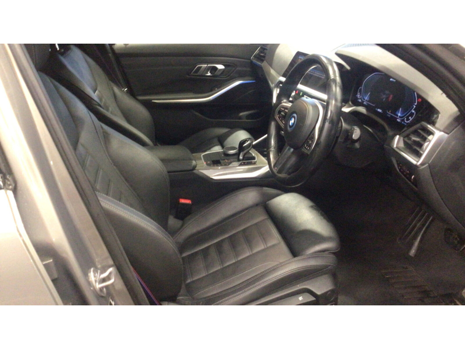 2022 BMW 3 Series 330e M SPORT PRO EDITION 292BHP €28,950
