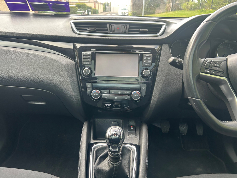 2019 Nissan Qashqai - image 18