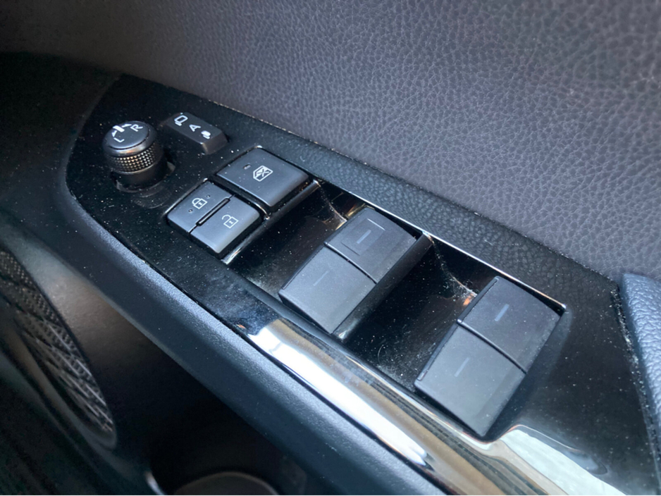 2020 Toyota Prius 1.8i HYBRID PETROL AUTOMATIC €19,900