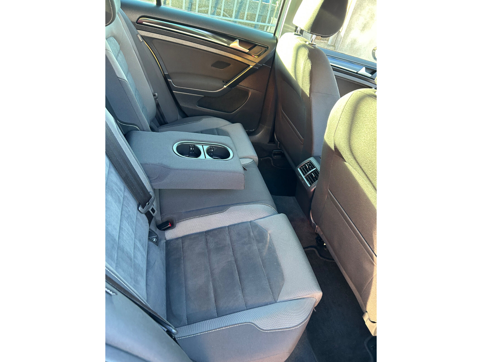 2017 Volkswagen Golf 1.4 TSI 5DR 150HP Highline DSG €16,450