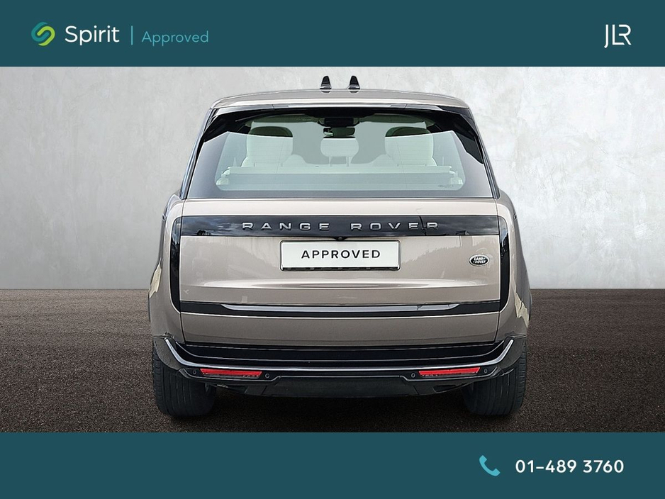 2023 Land Rover Range Rover - image 7