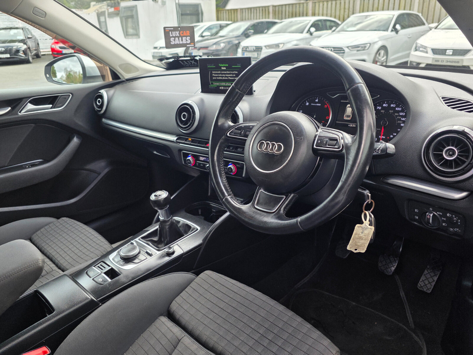 2016 Audi A3 - image 4