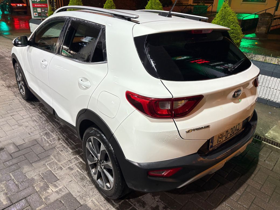 2019 Kia Stonic - image 6