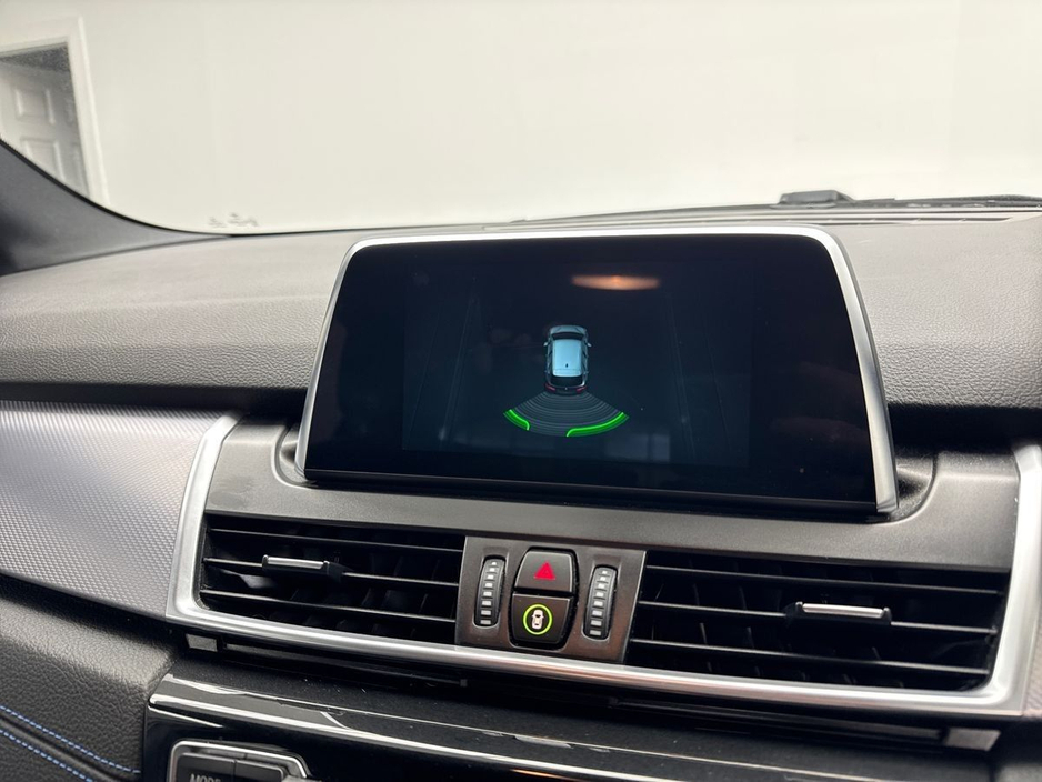 2018 BMW 2 Series - image 22