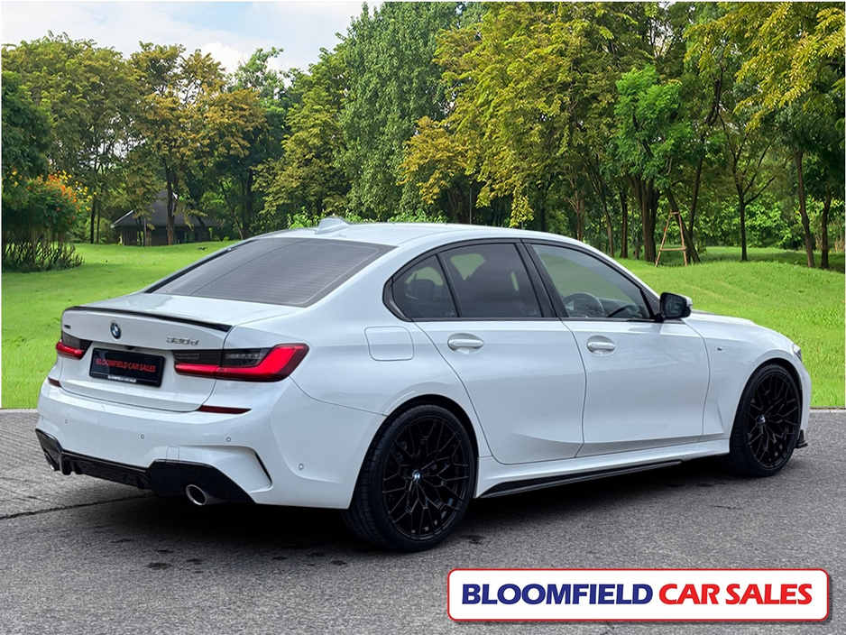 2019 BMW 3 Series - image 7