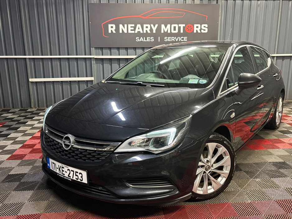 2017 Opel Astra - image 9