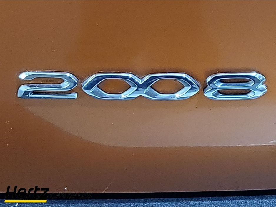 2023 Peugeot 2008 - image 11