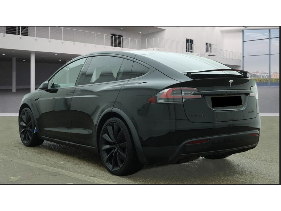 2019 Tesla Model X - image 3