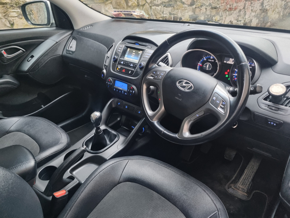 2015 Hyundai ix35 1.7 Diesel Executive 2WD 115hp €6,499
