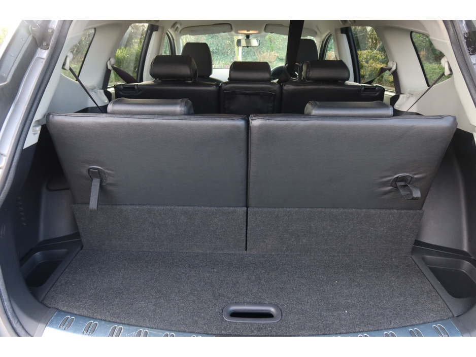 2012 Nissan Qashqai +2 - image 12