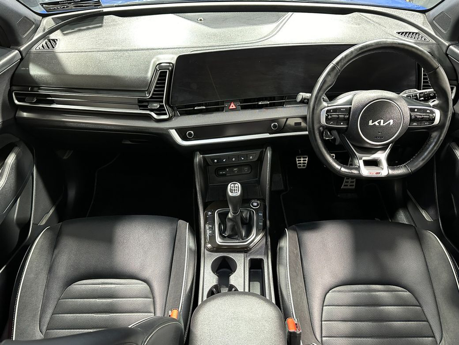 2025 Kia Sportage - image 9