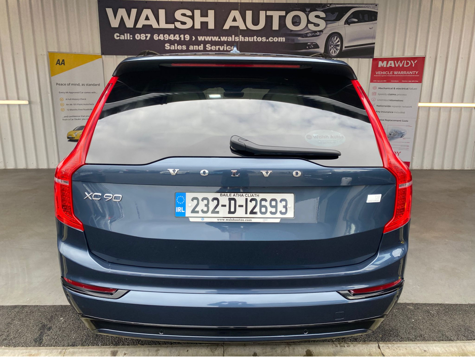 2023 Volvo XC90 - image 8