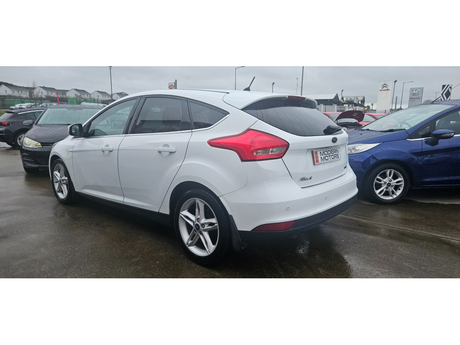 2016 Ford Focus ZETEC APPEARANCE PACK 1.0 ECO 100BHP LOW MILES €8,950